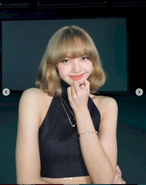 មិនធម្មតា! គ្រាន់តែ LISA (BLACKPINK) ជិតបង្ហាញមុខជាតារាទោលលើកដំបូង មានក្រុមហ៊ុនធំៗ៨បង្ហោះសាទរ