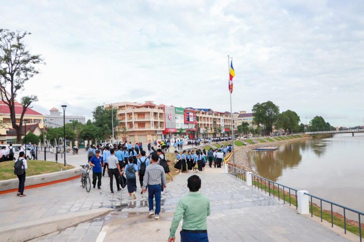 សម្តេចមហាបវរធិបតី ហ៊ុន ម៉ាណែត  ផ្ញើសារអបអរសាទរចំពោះទីក្រុងបាត់ដំបង ដែលទទួលបានការចុះក្នុងបញ្ជី បណ្តាញទីក្រុងច្នៃប្រតិដ្ឋ ផ្នែកម្ហូបអាហាររបស់អង្គការយូណេស្គូ ( UCCN )