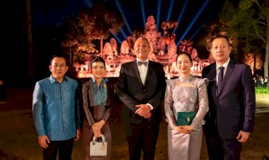 កម្រងរូបភាពរាត្រីសមោសរ BVLGARI AETERNA យប់មិញនៅខេត្តសៀមរាប